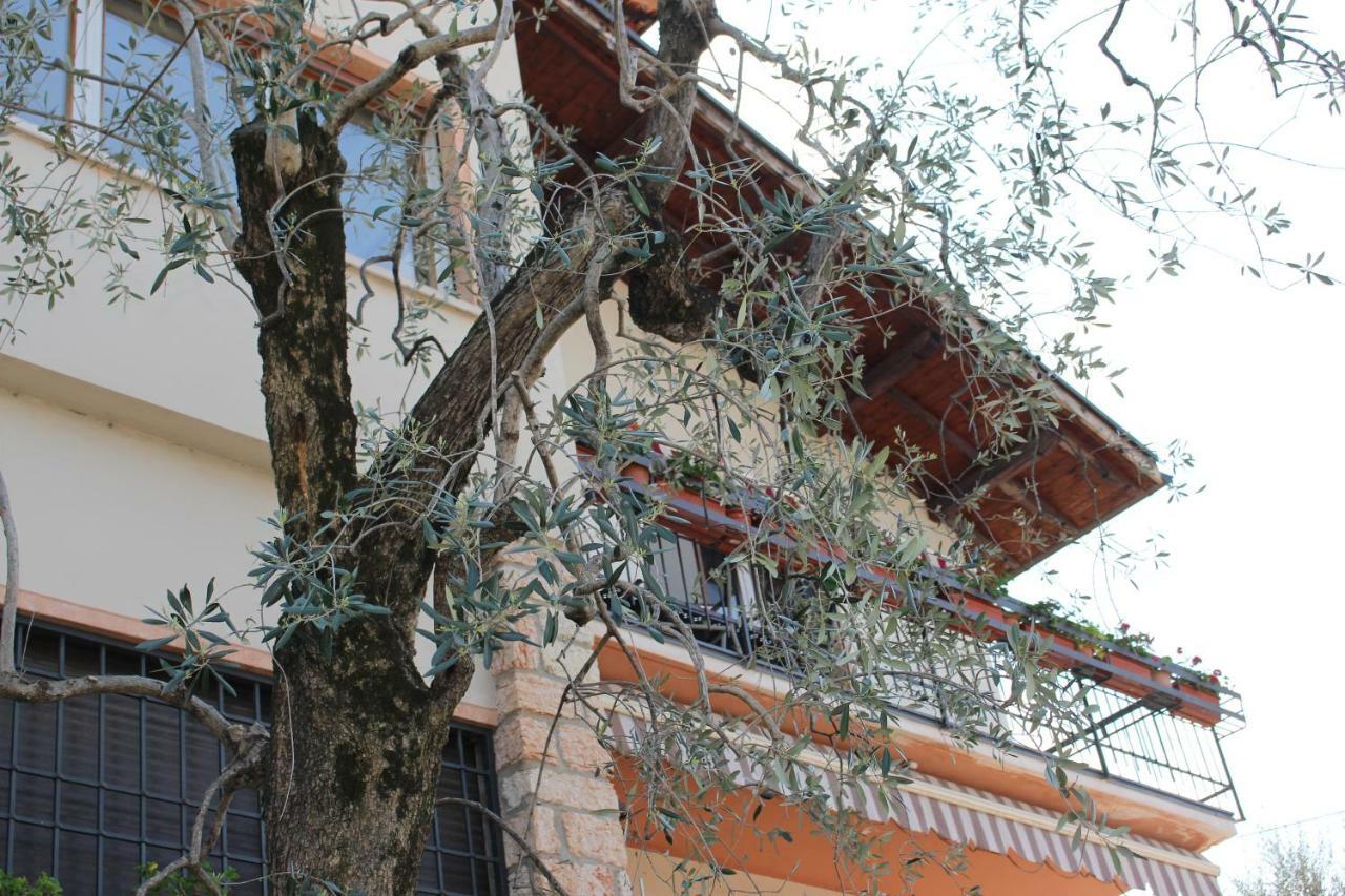 Casa Ines Fronte Lago Aparthotel Brenzone sul Garda Εξωτερικό φωτογραφία